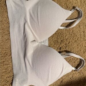 PINK Victoria's Secret Bra push up
very good quality